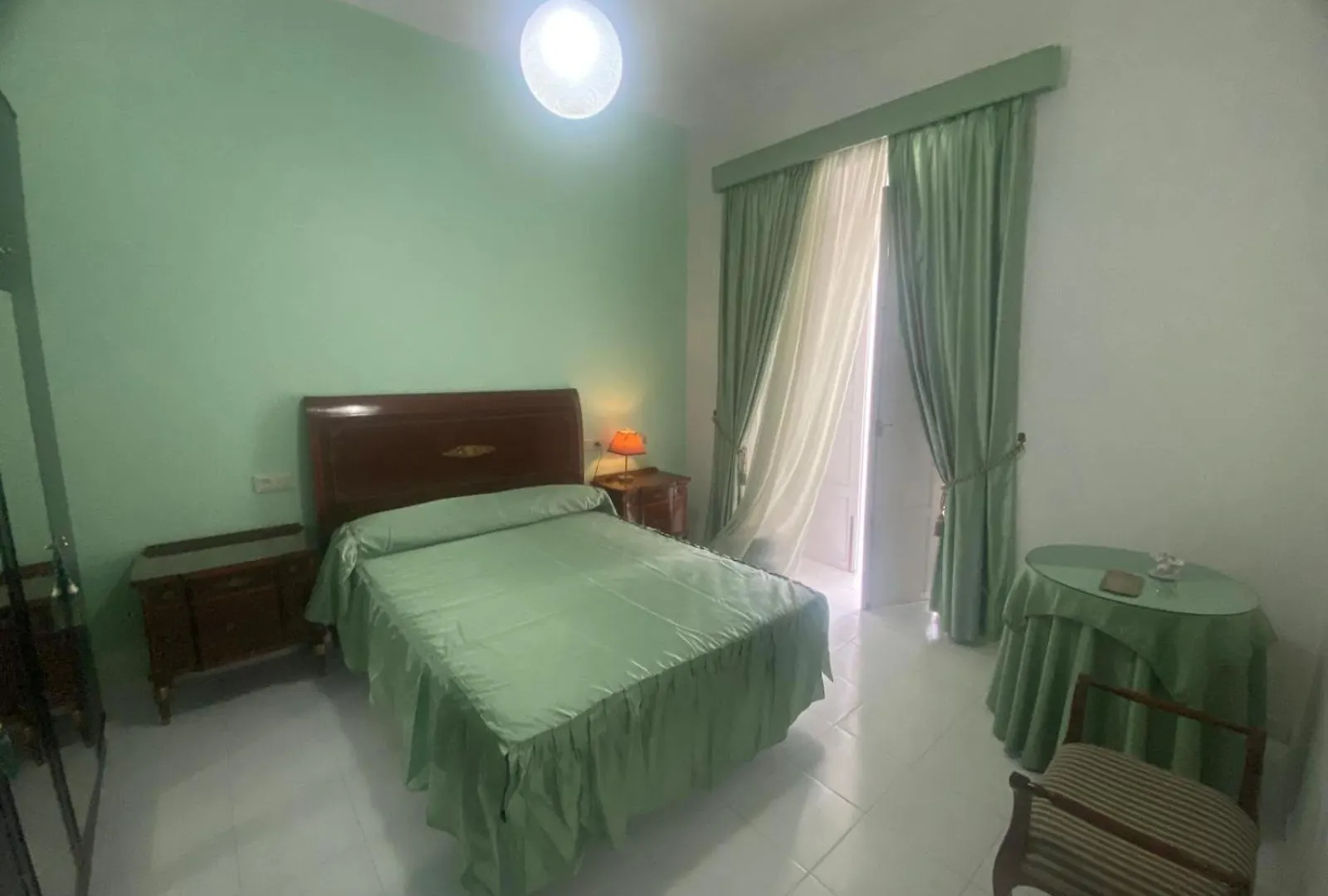 Δωμάτια σε οικογενειακή κατοικία Alojamiento En Residencial Capuchinos Cerca Del Centro Historico De Μάλαγα
