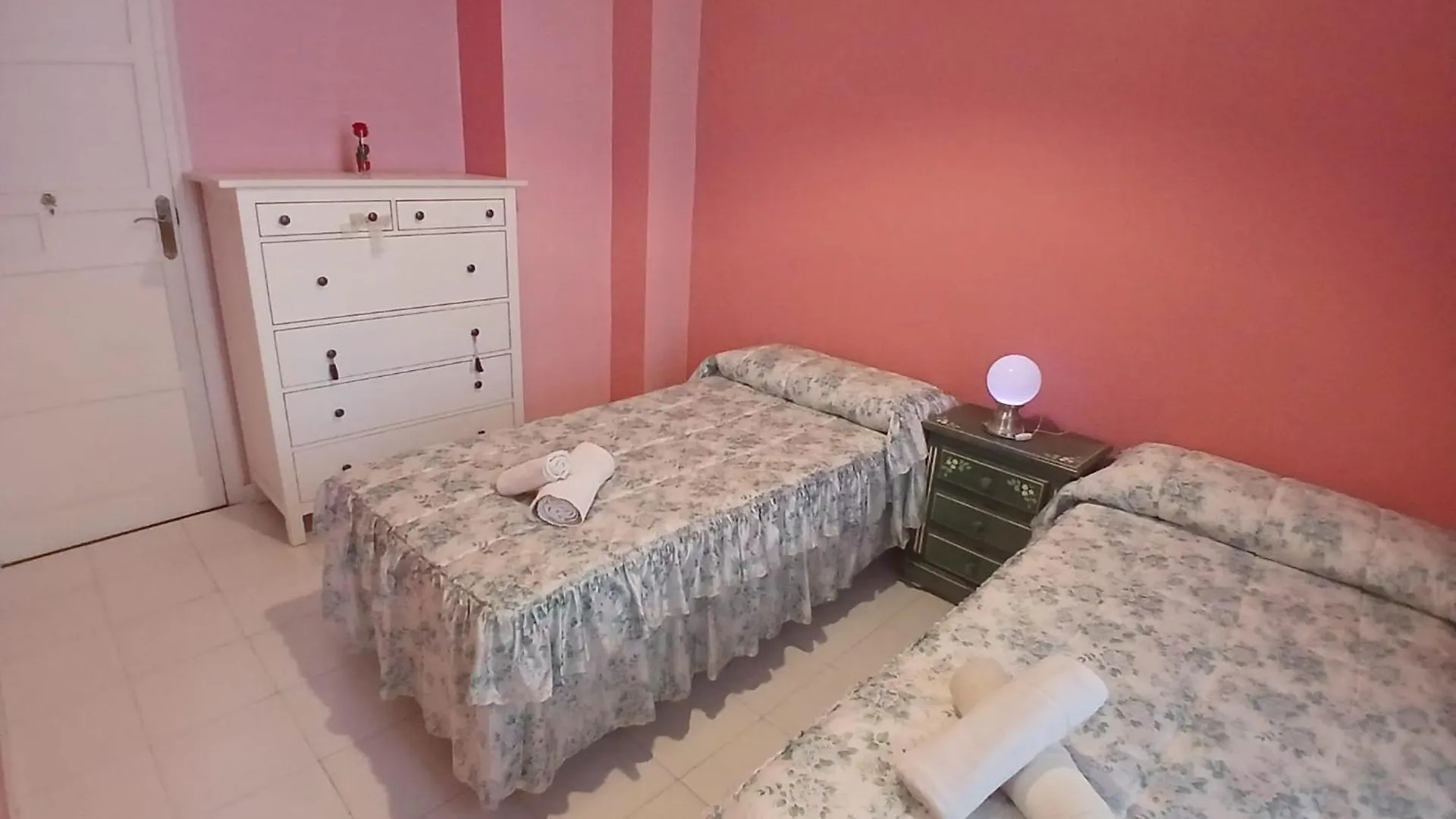 Alojamiento En Residencial Capuchinos Cerca Del Centro Historico De Μάλαγα