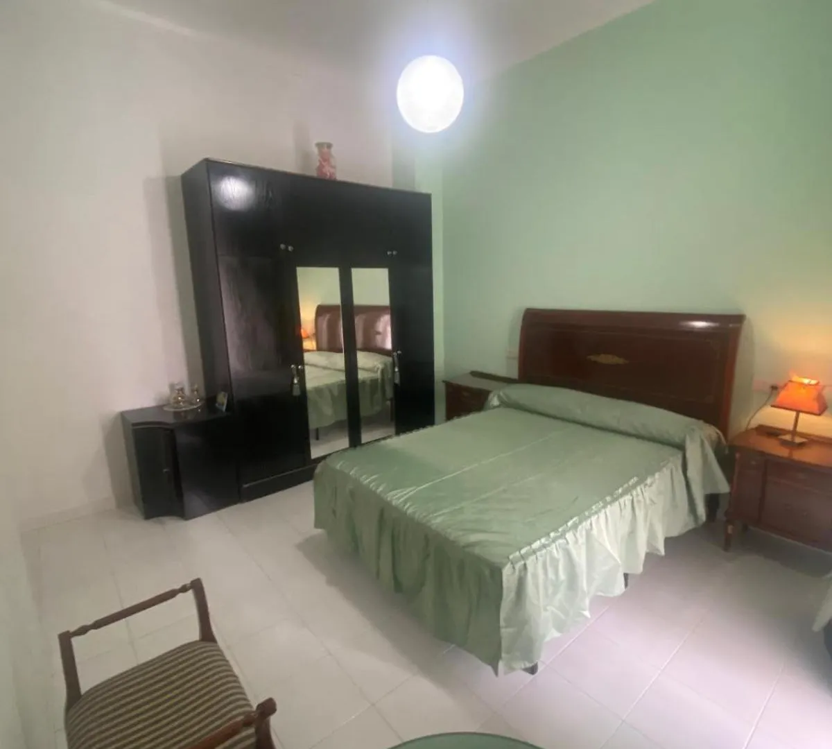 Alojamiento En Residencial Capuchinos Cerca Del Centro Historico De Μάλαγα Δωμάτια σε οικογενειακή κατοικία